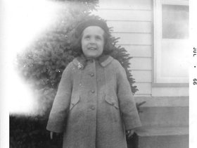 1966 Jul - Zann front steps.jpg